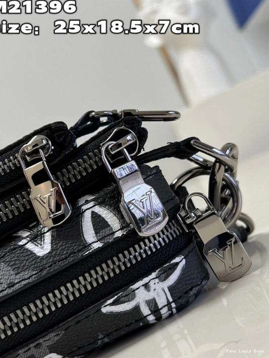 Fake Louis Bags LOUIS MESSENGER TRIO VUITTON 0813